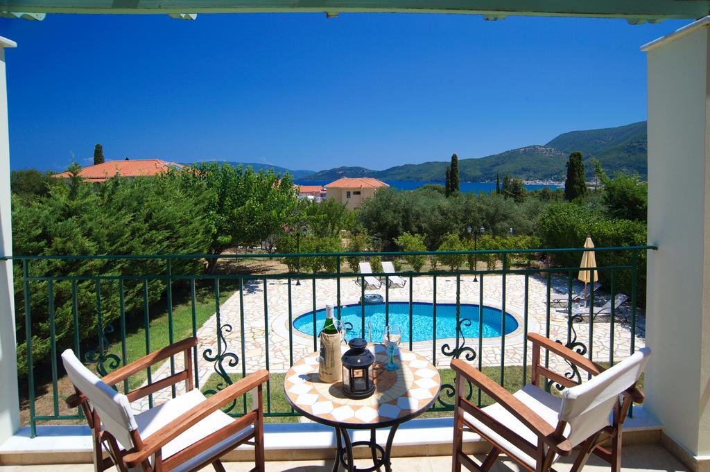 Iliachtides Villas 카라보밀로스 외부 사진