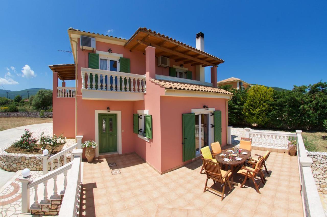 Iliachtides Villas 카라보밀로스 객실 사진